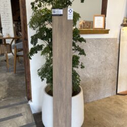 Porcelanato Ecoville Jatobá Natural 20x140 - Villagres