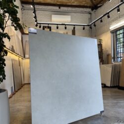 Porcelanato Flow Concret Natural 123x123 - Villagres