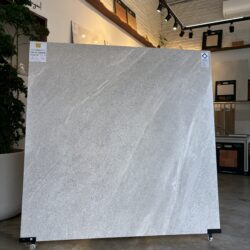 Porcelanato Limestone Bianco Acetinado 121x121 - Damme