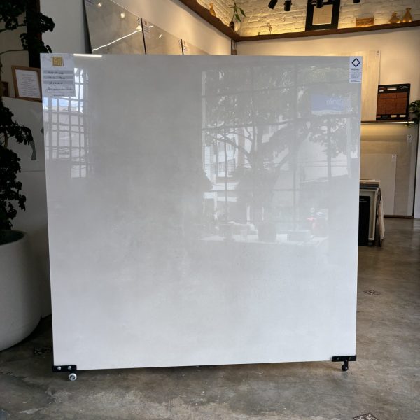 House_Off_White_-_Villagres_-_123x123