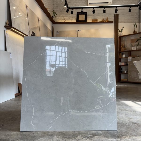 Splendor_Grigio_-_Polido_-_82x82